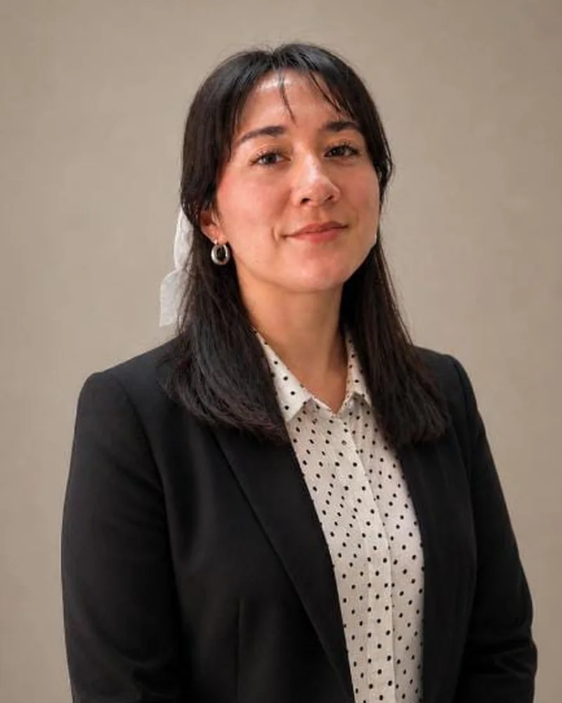 Ana Martínez, Analista de RRHH y Beneficios